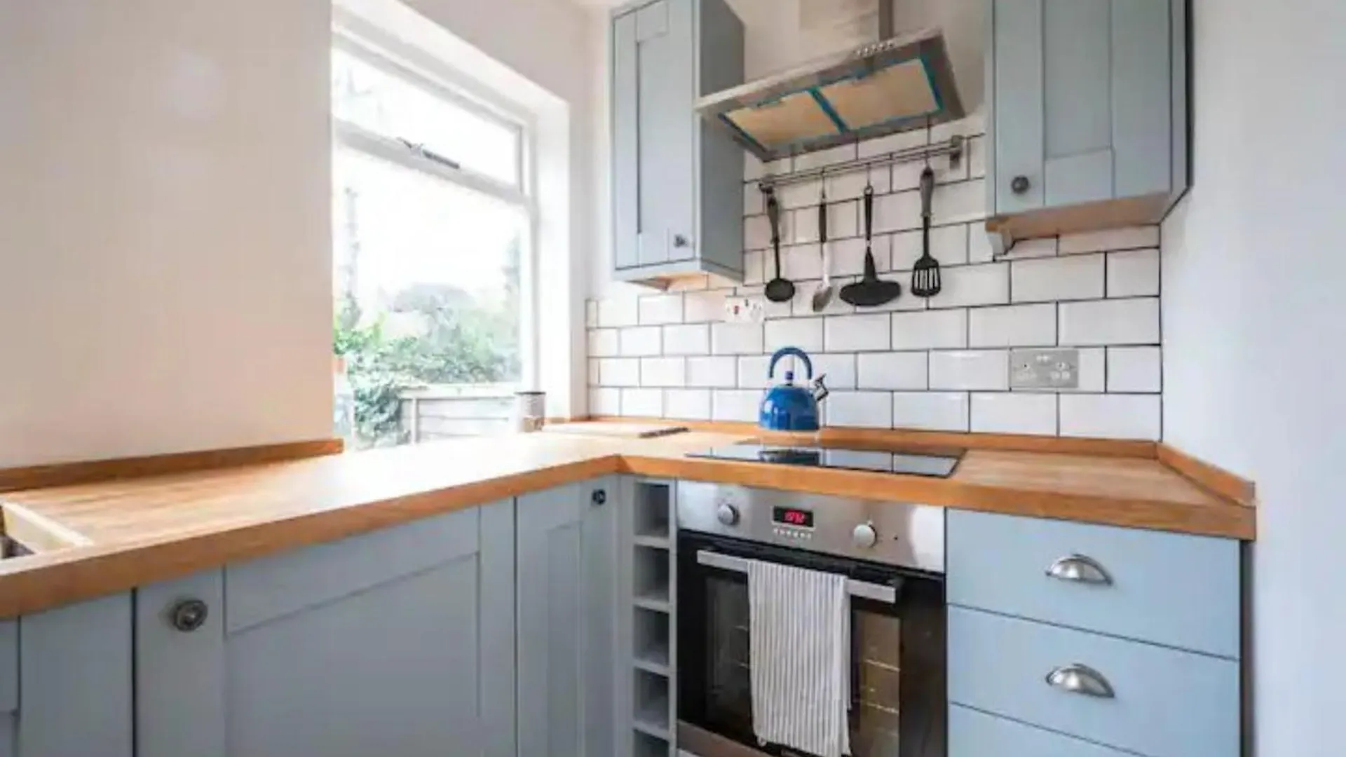Pass The Keys Hither Green Ground Floor Flat With Garden London Apartment