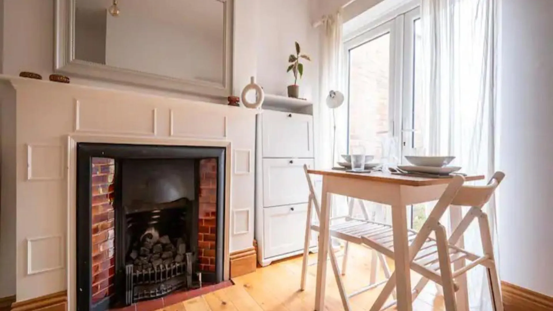 Pass The Keys Hither Green Ground Floor Flat With Garden London